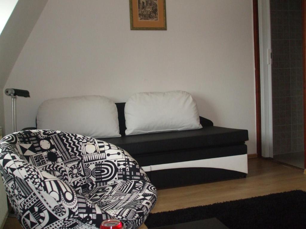 Horvath Fogado Panzio Hotel Szentendre Exterior foto